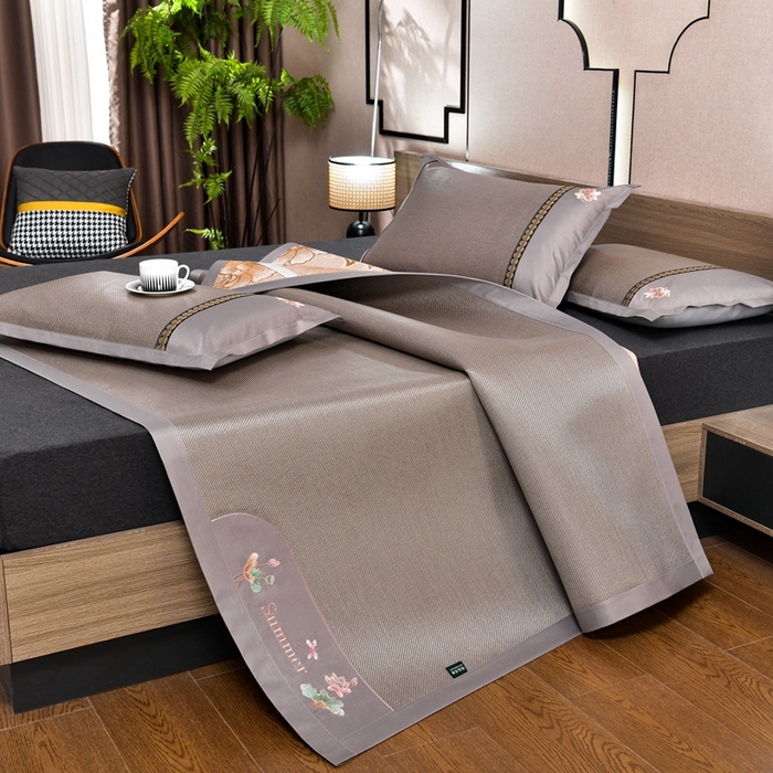 91家纺网 家纺一手货源 找家纺 （总）娜朵家纺 2026新款荷塘月色冰藤双面席-床席款