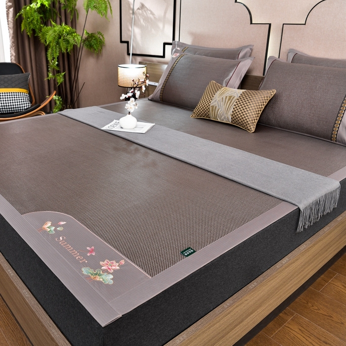 91家纺网 家纺一手货源 找家纺 娜朵家纺 2026新款荷塘月色冰藤双面席-床席款 荷塘月色-冰藤黑咖