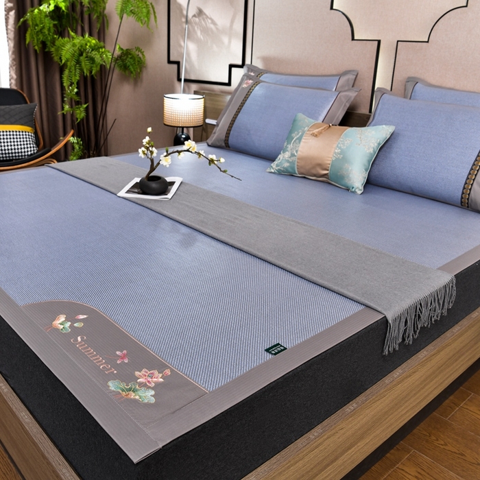 91家纺网 家纺一手货源 找家纺 娜朵家纺 2026新款荷塘月色冰藤双面席-床席款 荷塘月色-冰藤湖蓝