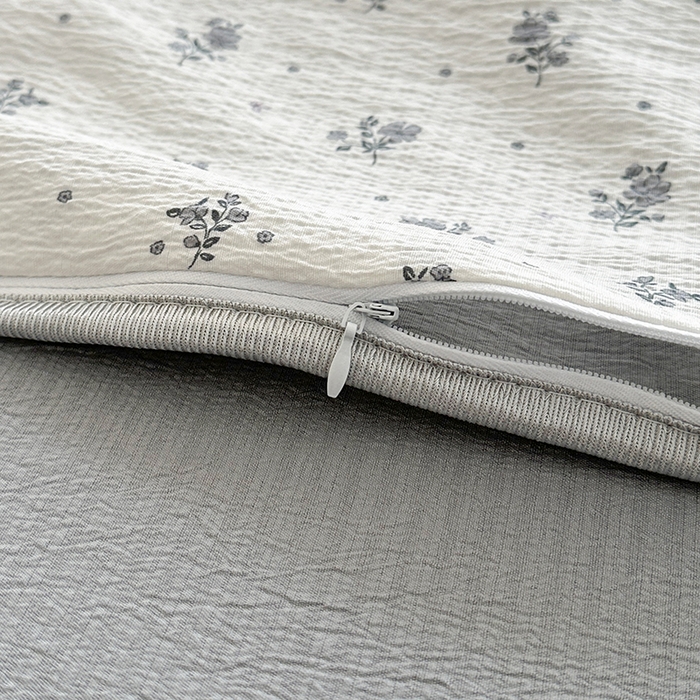 91家纺网 家纺一手货源 找家纺 爱洛家纺 2026新款印花皱皱纱四件套 青岚细叶