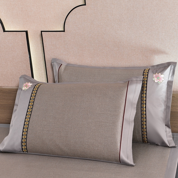 91家纺网 家纺一手货源 找家纺 娜朵家纺 2026新款荷塘月色冰藤双面席-床席款 荷塘月色-冰藤卡其