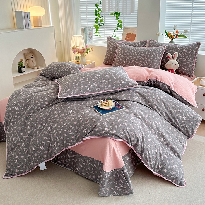 91家纺网 家纺一手货源 找家纺 爱洛家纺 2026新款印花皱皱纱四件套 雾灰樱落