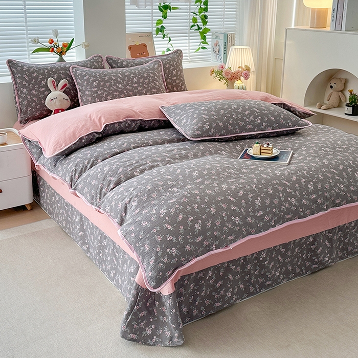 91家纺网 家纺一手货源 找家纺 爱洛家纺 2026新款印花皱皱纱四件套 雾灰樱落