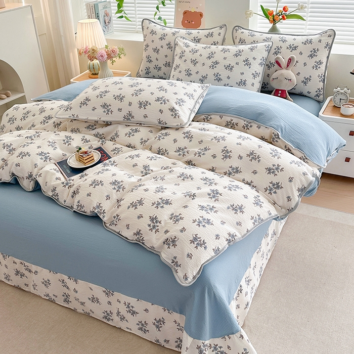 91家纺网 家纺一手货源 找家纺 爱洛家纺 2026新款印花皱皱纱四件套 云间蓝雾草