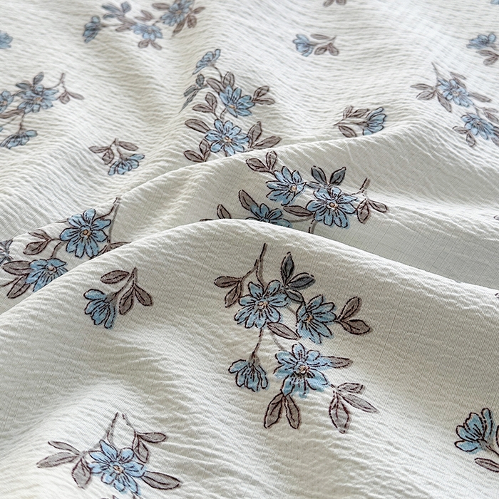 91家纺网 家纺一手货源 找家纺 爱洛家纺 2026新款印花皱皱纱四件套 云间蓝雾草