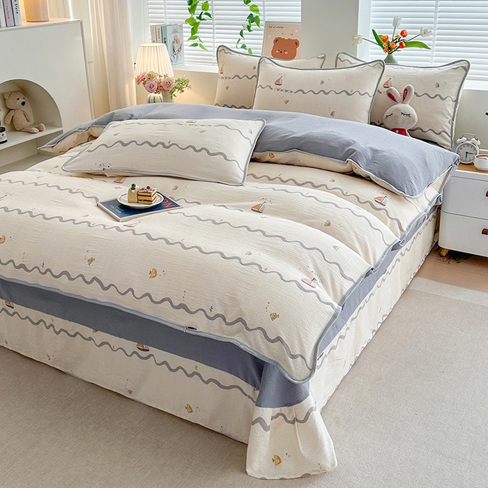 91家纺网 家纺一手货源 找家纺 爱洛家纺 2026新款印花皱皱纱四件套 雾蓝水波纹