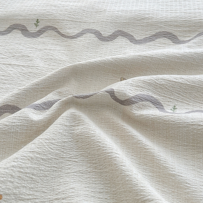 91家纺网 家纺一手货源 找家纺 爱洛家纺 2026新款印花皱皱纱四件套 雾蓝水波纹