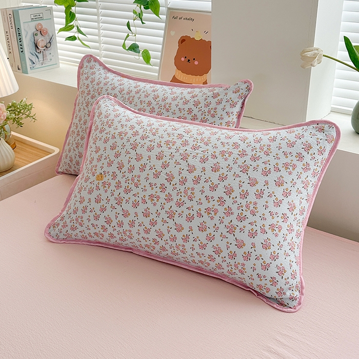 91家纺网 家纺一手货源 找家纺 爱洛家纺 2026新款印花皱皱纱四件套 青粉漫野