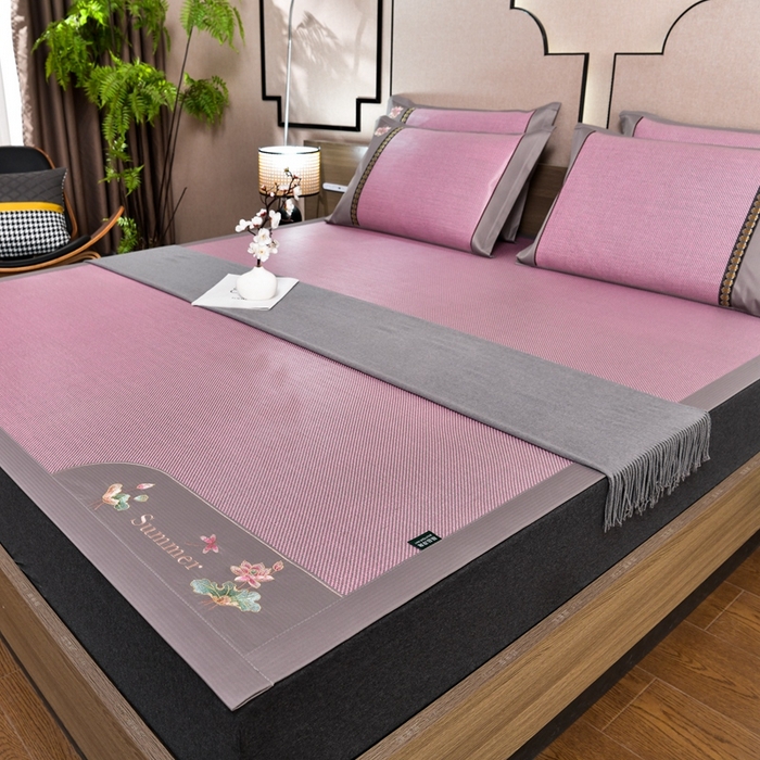 91家纺网 家纺一手货源 找家纺 娜朵家纺 2026新款荷塘月色冰藤双面席-床席款 荷塘月色-冰藤浅粉