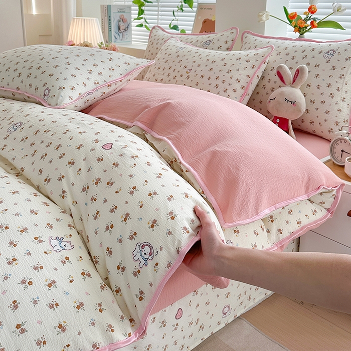 爱洛家纺 2026新款印花皱皱纱四件套 奶糖花小兔