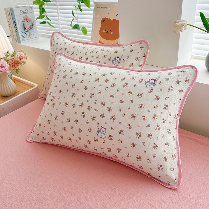 91家纺网 家纺一手货源 找家纺 爱洛家纺 2026新款印花皱皱纱四件套 奶糖花小兔