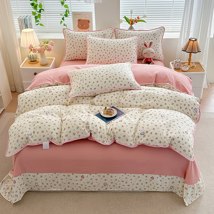 91家纺网 家纺一手货源 找家纺 爱洛家纺 2026新款印花皱皱纱四件套 奶糖花小兔