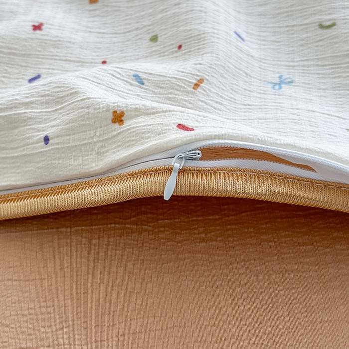 91家纺网 家纺一手货源 找家纺 爱洛家纺 2026新款印花皱皱纱四件套 素低彩语