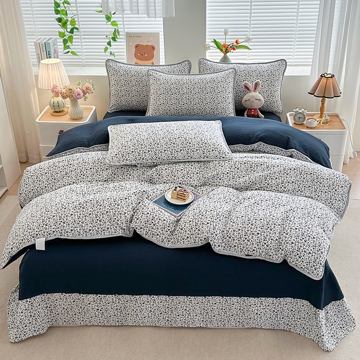 91家纺网 家纺一手货源 找家纺 爱洛家纺 2026新款印花皱皱纱四件套 墨蓝星絮