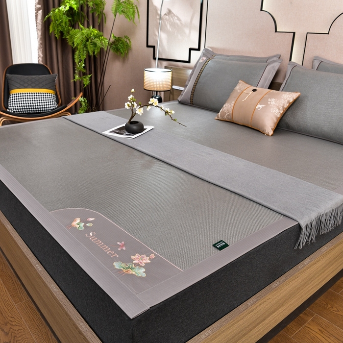 91家纺网 家纺一手货源 找家纺 娜朵家纺 2026新款荷塘月色冰藤双面席-床席款 荷塘月色-冰藤银灰