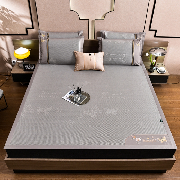 91家纺网 家纺一手货源 找家纺 娜朵家纺 2026新款荷塘月色冰藤双面席-床席款 蝴蝶提花床席提花灰