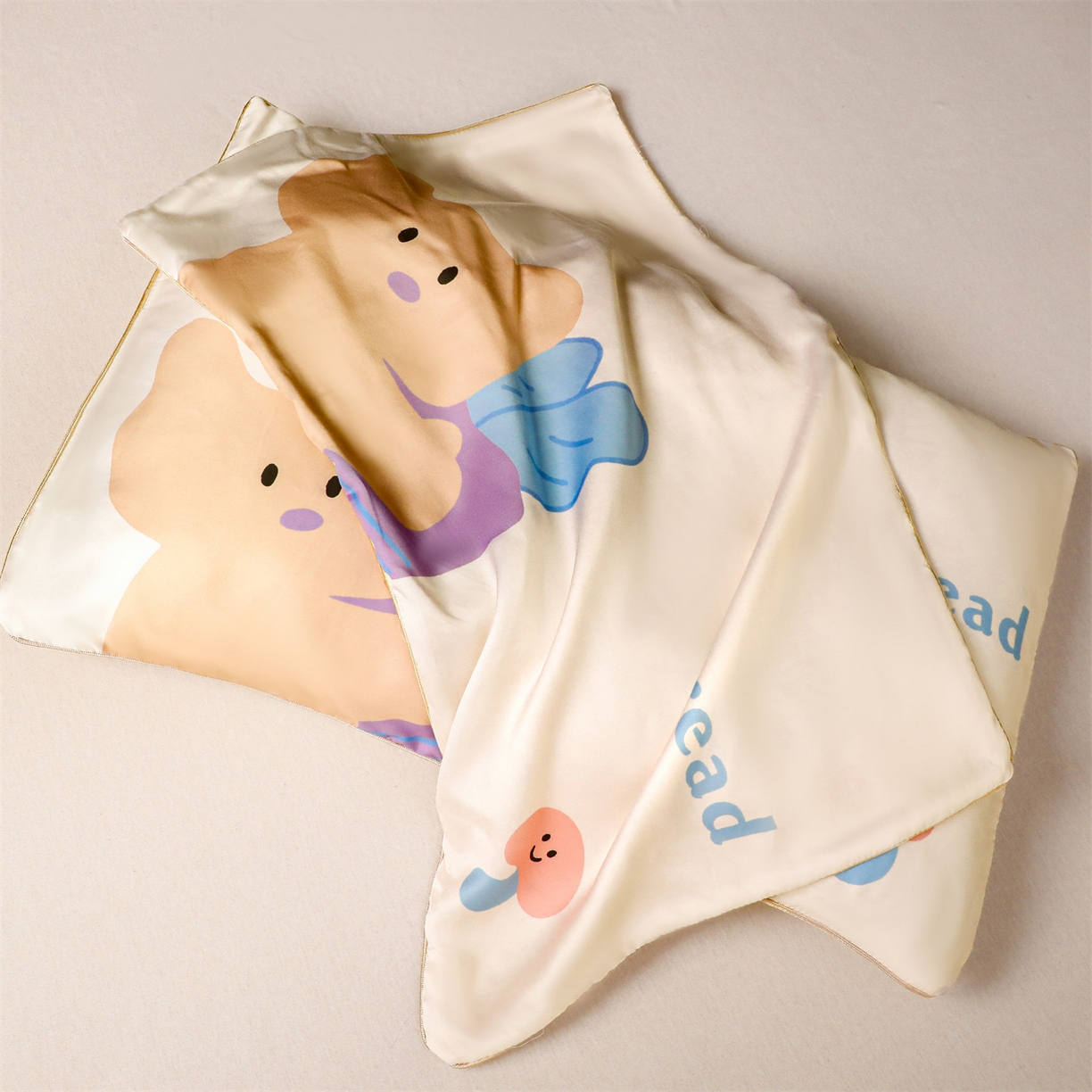 91家纺网 家纺一手货源 找家纺 兄弟坊 2026新款A类60支莱赛尔数码印花天丝枕套儿童枕套幼儿园枕套单枕套枕套单件 萝卜熊