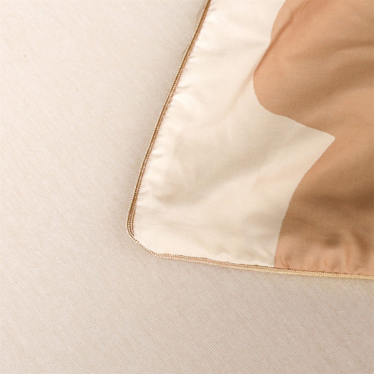 91家纺网 家纺一手货源 找家纺 兄弟坊 2026新款A类60支莱赛尔数码印花天丝枕套儿童枕套幼儿园枕套单枕套枕套单件 萝卜熊