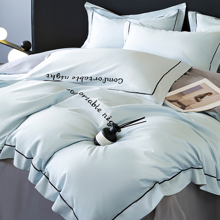 91家纺网 家纺一手货源 找家纺 女子家纺 2026新款A类全棉长绒棉双拼四件套刺绣轻奢床上用品-原素 天空兰+浅灰