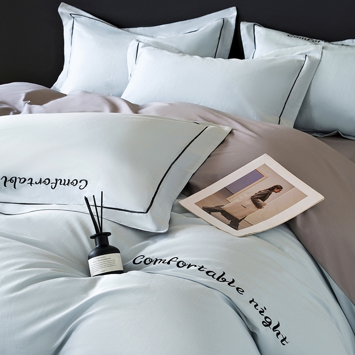 91家纺网 家纺一手货源 找家纺 女子家纺 2026新款A类全棉长绒棉双拼四件套刺绣轻奢床上用品-原素 天空兰+浅灰