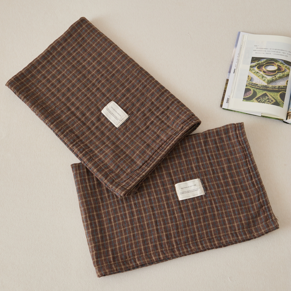 91家纺网 家纺一手货源 找家纺 百寐 2026年3月全棉A类色织枕巾52*75条纹格子美拉德色系纯棉吸汗枕巾 色织-深咖格