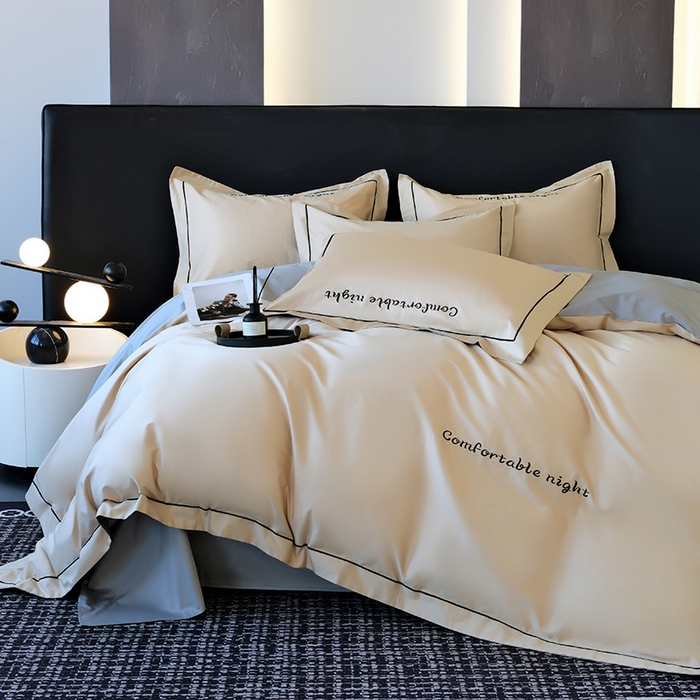 91家纺网 家纺一手货源 找家纺 女子家纺 2026新款A类全棉长绒棉双拼四件套刺绣轻奢床上用品-原素 奶茶+浅灰