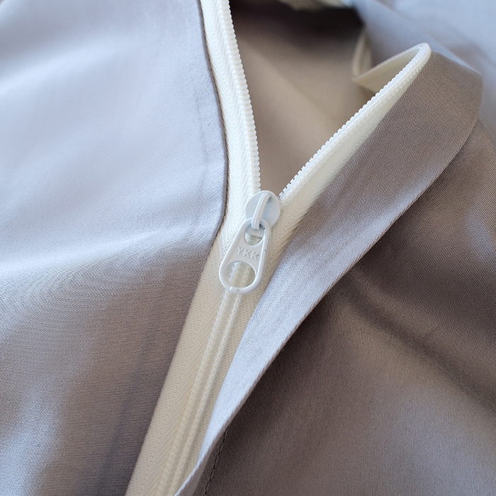 91家纺网 家纺一手货源 找家纺 女子家纺 2026新款A类全棉长绒棉双拼四件套刺绣轻奢床上用品-原素 奶茶+浅灰