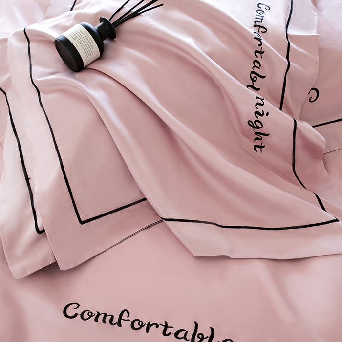 91家纺网 家纺一手货源 找家纺 女子家纺 2026新款A类全棉长绒棉双拼四件套刺绣轻奢床上用品-原素 豆沙+灰