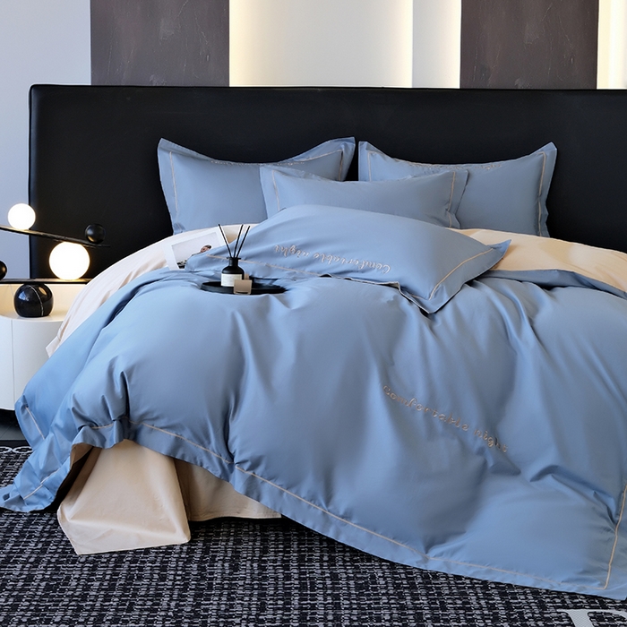 91家纺网 家纺一手货源 找家纺 女子家纺 2026新款A类全棉长绒棉双拼四件套刺绣轻奢床上用品-原素 宾利蓝