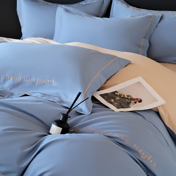 91家纺网 家纺一手货源 找家纺 女子家纺 2026新款A类全棉长绒棉双拼四件套刺绣轻奢床上用品-原素 宾利蓝