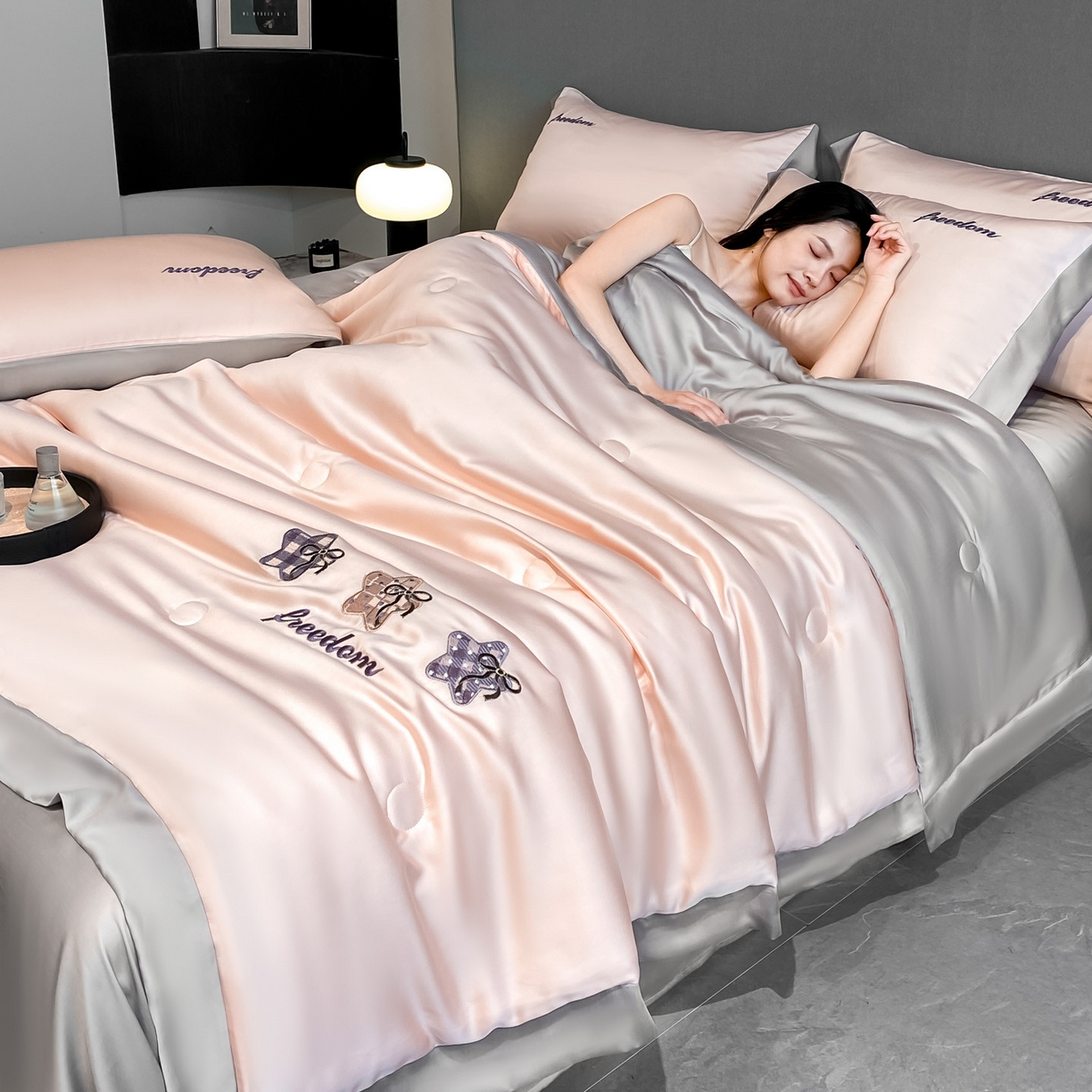 云棉坊 2026新款水洗冰丝夏被宽边刺绣款-星空系列 星空-奶油粉+山灰