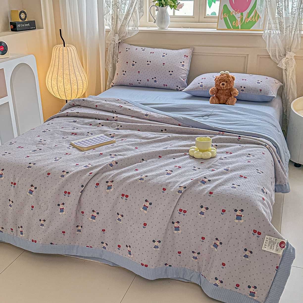 91家纺网 家纺一手货源 找家纺 秋泽家纺 2026新款A类云感双层纱大豆纤维夏凉被空调被小清新印花夏被 小蓝狗