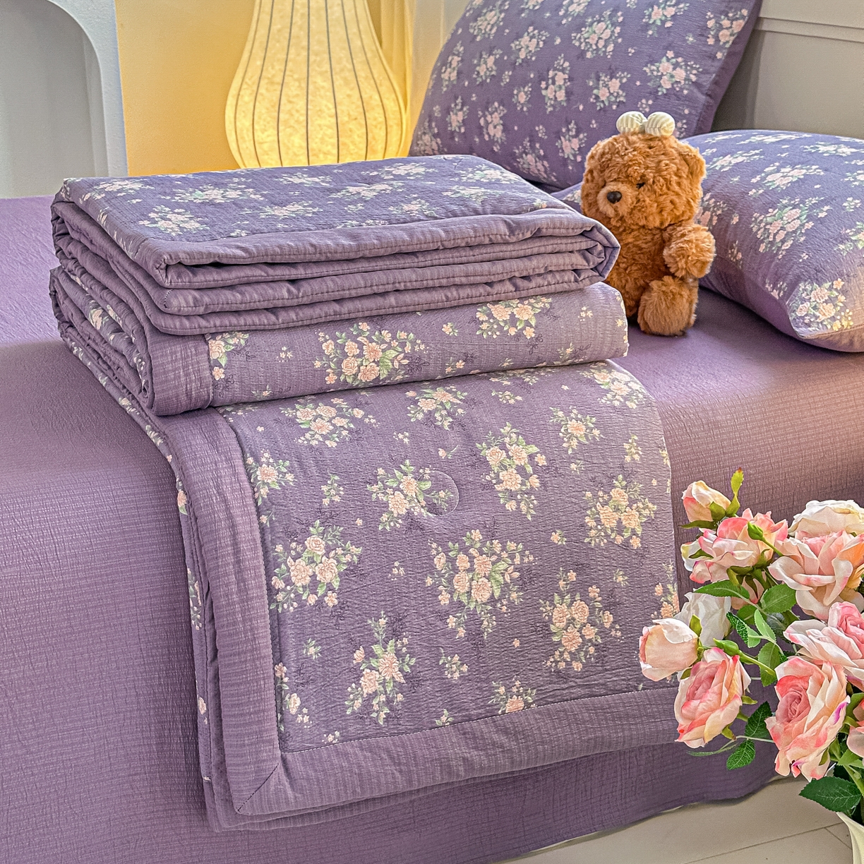 91家纺网 家纺一手货源 找家纺 秋泽家纺 2026新款A类云感双层纱大豆纤维夏凉被空调被小清新印花夏被 紫雾蔷薇