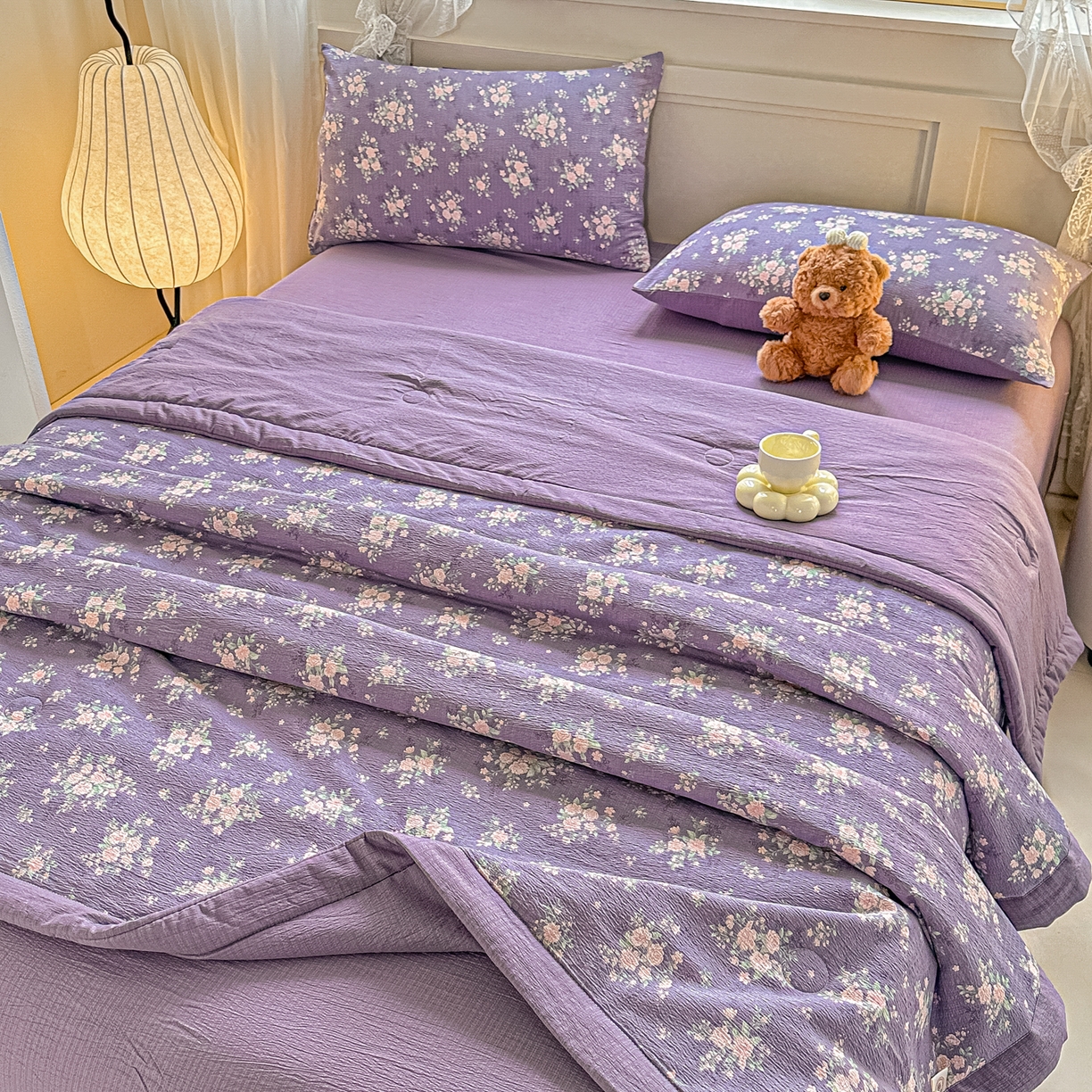 91家纺网 家纺一手货源 找家纺 秋泽家纺 2026新款A类云感双层纱大豆纤维夏凉被空调被小清新印花夏被 紫雾蔷薇