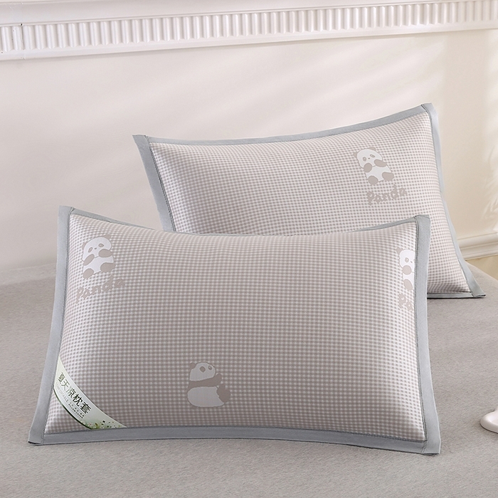 91家纺网 家纺一手货源 找家纺 （总）小牛席业 2026新款熊猫格纹提花冰丝夏凉枕套夏天凉枕套藤枕套冰丝枕套