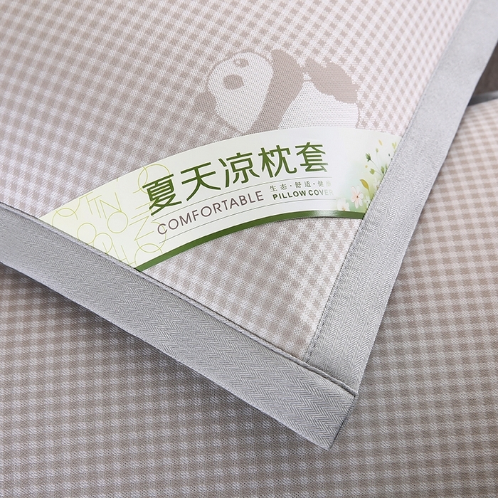 91家纺网 家纺一手货源 找家纺 （总）小牛席业 2026新款熊猫格纹提花冰丝夏凉枕套夏天凉枕套藤枕套冰丝枕套