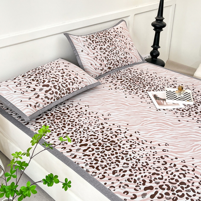 91家纺网 家纺一手货源 找家纺 子曰 2026新款高分子PE聚乙烯乙纶色织提花凉感软凉席席子 魅野-粉平铺款