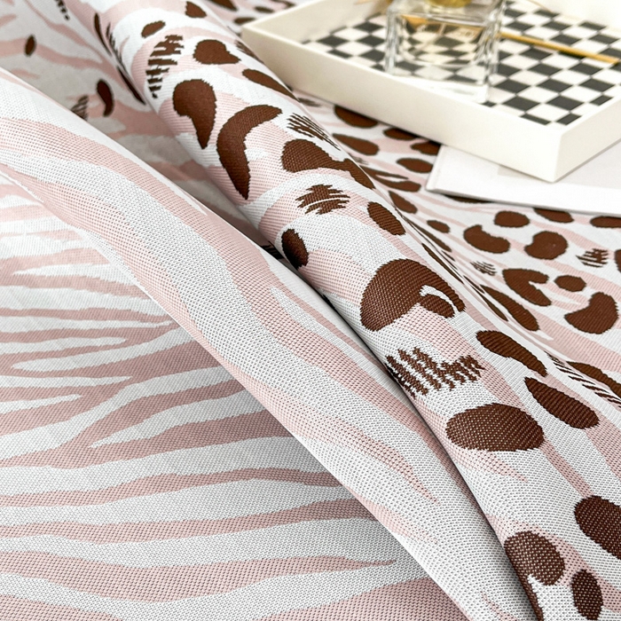 91家纺网 家纺一手货源 找家纺 子曰 2026新款高分子PE聚乙烯乙纶色织提花凉感软凉席席子 魅野-粉平铺款