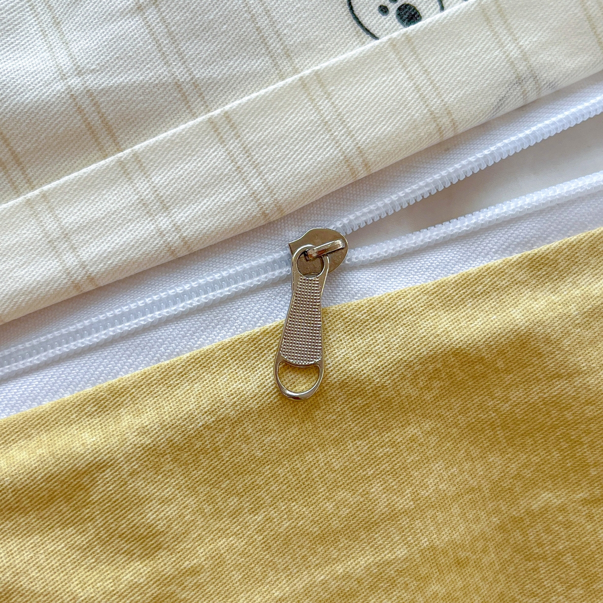 91家纺网 家纺一手货源 找家纺 简约家纺 2026新款全棉斜纹12868单枕套系列 可爱萌犬