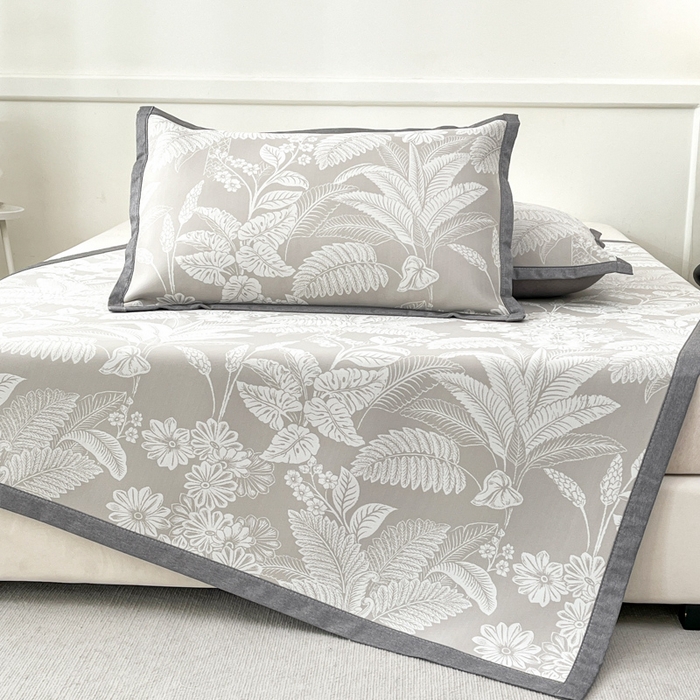 91家纺网 家纺一手货源 找家纺 子曰 2026新款高分子PE聚乙烯乙纶色织提花凉感软凉席席子 叶之恋-咖平铺款