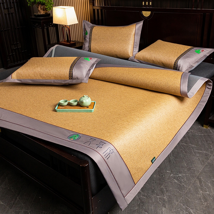 91家纺网 家纺一手货源 找家纺 娜朵家纺 2026新款艾草古藤席平铺款凉席 （平铺）艾草席-黄藤