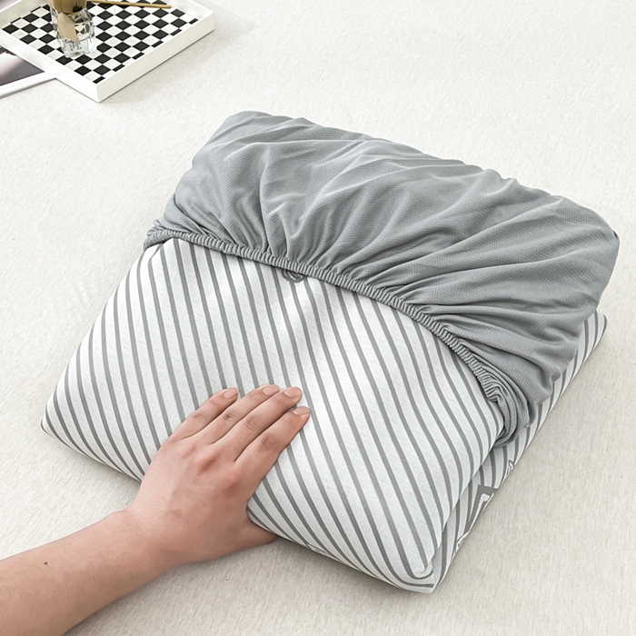 91家纺网 家纺一手货源 找家纺 子曰 2026新款高分子PE聚乙烯乙纶色织提花凉感软凉席席子 玫瑰-灰床笠款