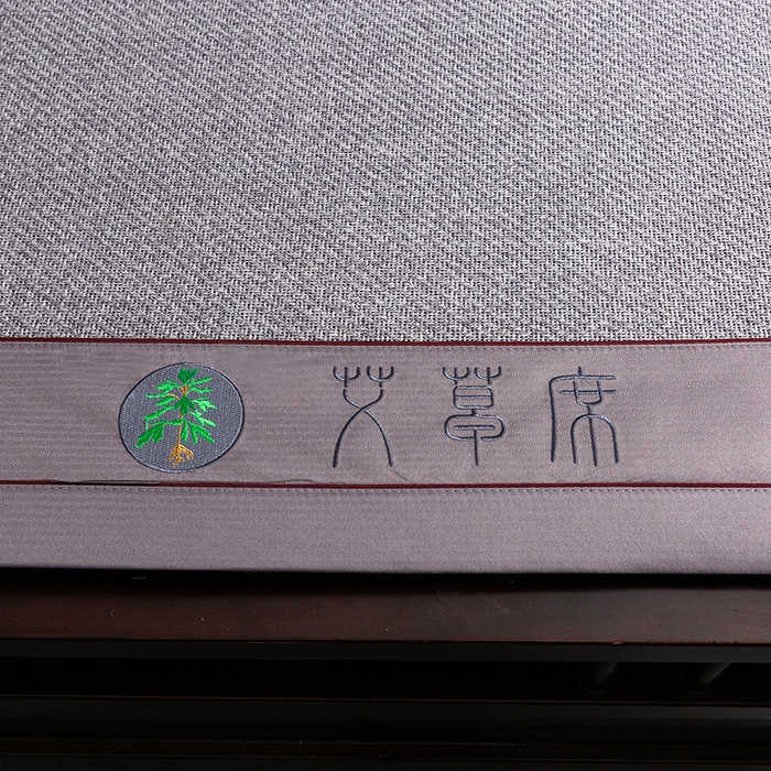 91家纺网 家纺一手货源 找家纺 娜朵家纺 2026新款艾草古藤席平铺款凉席 （平铺）艾草席-灰色