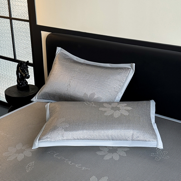 91家纺网 家纺一手货源 找家纺 卡罗兰 2026新款床垫凉席冰藤提花凉席席子双面可用床单单件三件套 冰藤提花-浅灰