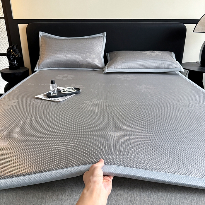 91家纺网 家纺一手货源 找家纺 卡罗兰 2026新款床垫凉席冰藤提花凉席席子双面可用床单单件三件套 冰藤提花-浅灰