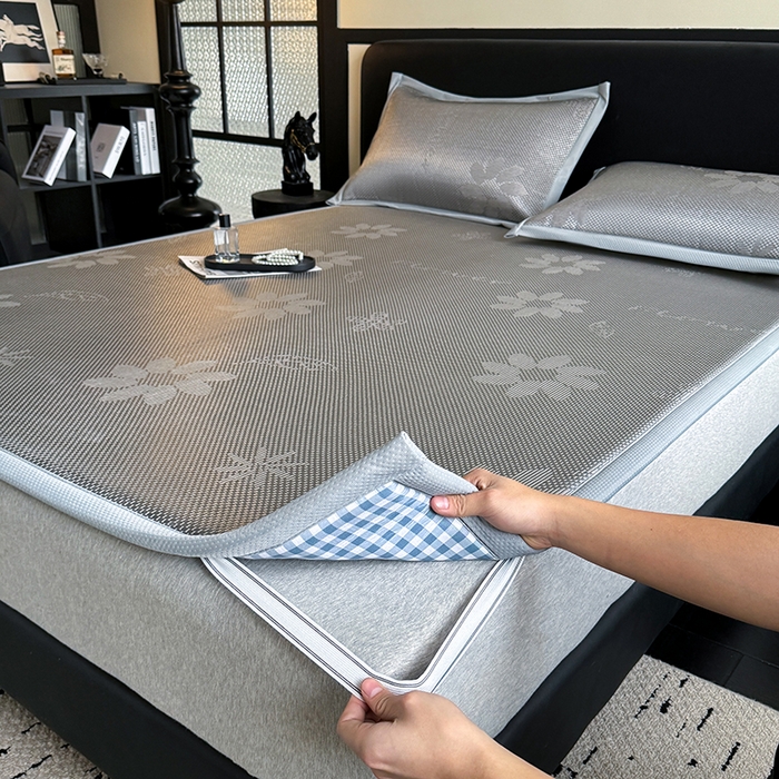 91家纺网 家纺一手货源 找家纺 卡罗兰 2026新款床垫凉席冰藤提花凉席席子双面可用床单单件三件套 冰藤提花-浅灰