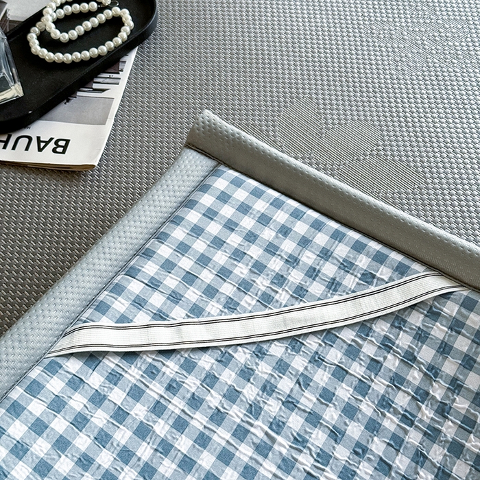 91家纺网 家纺一手货源 找家纺 卡罗兰 2026新款床垫凉席冰藤提花凉席席子双面可用床单单件三件套 冰藤提花-浅灰