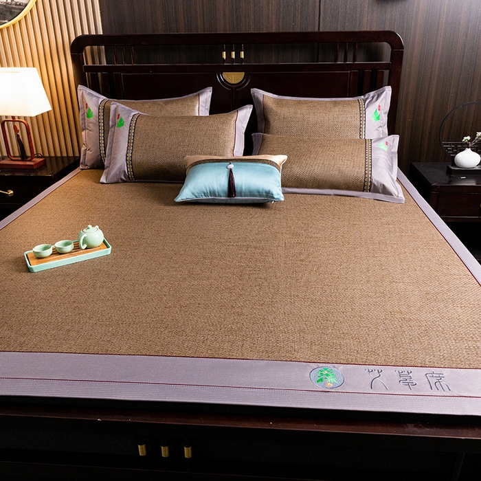 91家纺网 家纺一手货源 找家纺 娜朵家纺 2026新款艾草古藤席平铺款凉席 （平铺）艾草席-卡其