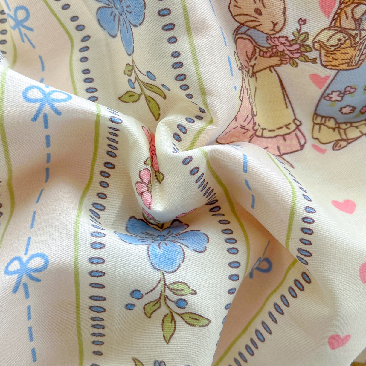 91家纺网 家纺一手货源 找家纺 简约家纺 2026新款全棉斜纹12868床笠系列 蓝茵小兔