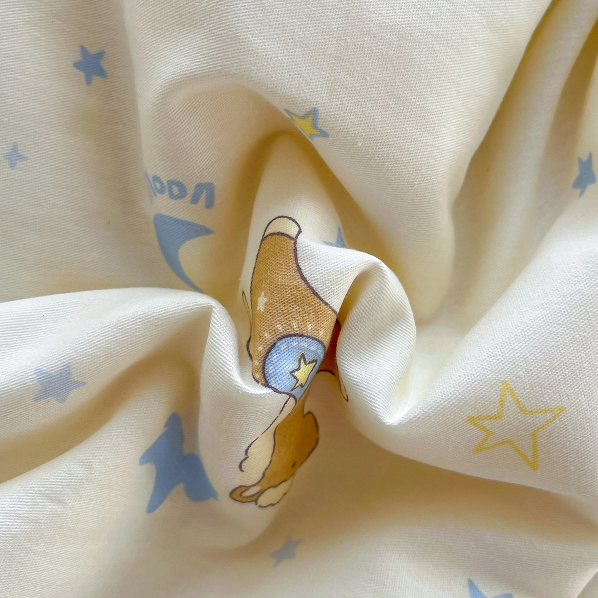 91家纺网 家纺一手货源 找家纺 简约家纺 2026新款全棉斜纹12868床笠系列 木马心愿